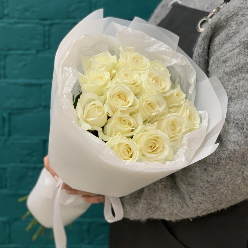 12支白玫瑰花束 欧盟 俄罗斯鲜花配送